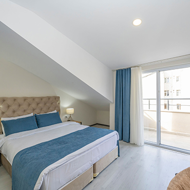 Balkonlu Double Room